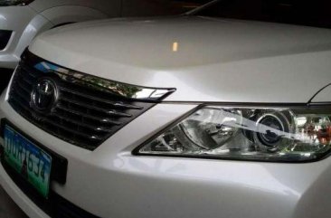 2013 Toyota Camry 2.5 V AT White For Sale 