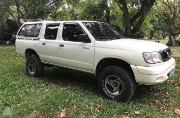 Nissan Frontier 2004 FOR SALE 