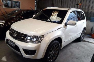 2016 Suzuki Grand Vitara SE White AT