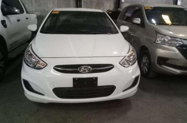 2016 Hyundai Accent also vios almera 2017 FOR SALE 