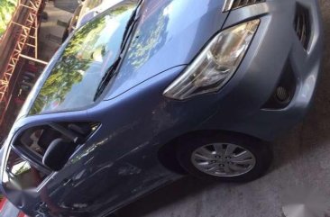 2013 TOYOTA Innova E manual blue FOR SALE