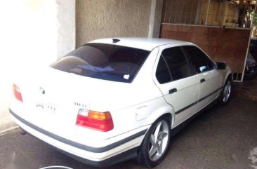 BMW 316i 2000 model White Sedan For Sale 