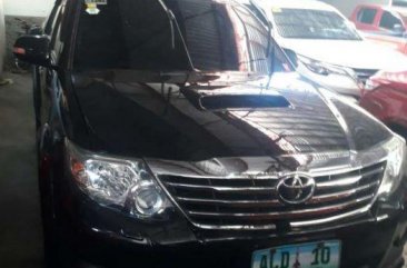 Well-maintained Toyota Fortuner V 2013 for sale