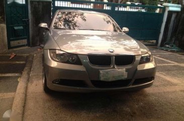 Good as new BMW E90 320i 2006 for sale