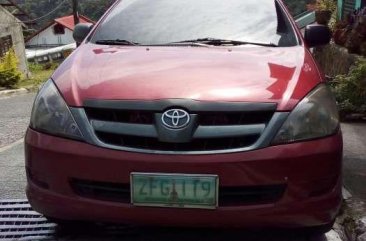 Toyota Innova J 2007 Red Top of the Line For Sale 