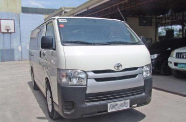 2015 Toyota Hiace Commuter 2.5 Mt For Sale 