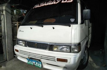 Nissan Urvan Shuttle 2013 model 18 seater diesel manual