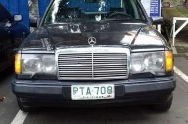 Well-kept Mercedes Benz W124 260e for sale