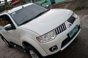 RARE : 2013 Mitsubishi Montero AT 4x2 GAS