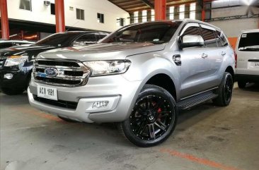 2016 Ford Everest Trend AT not fortuner montero or trailblazer