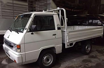 2015 Mitsubishi L300 Dropside​ For sale