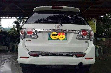 Toyota Fortuner G 2012 AT White For Sale 