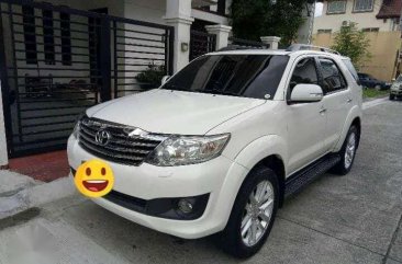 Toyota Fortuner G 2012 AT White For Sale 