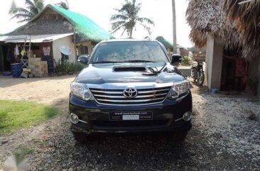 For sale only 2015 Toyota Fortuner V 4x2 diesel automatic