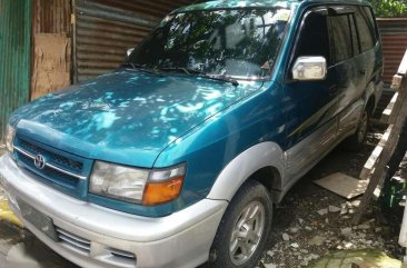 Toyota Revo SR 2000 model for sale