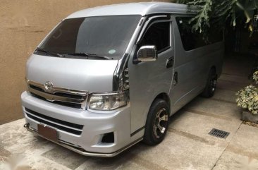 2013 Toyota Hiace Grandia GL Silver For Sale 