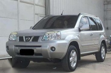 Nissan X-trail 2010 Silver Top of the Line For Sale 
