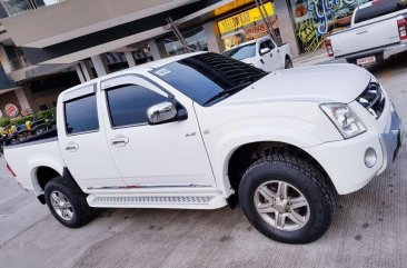 Fresh Isuzu D-Max LS 4X2 AT 2011 White For Sale 