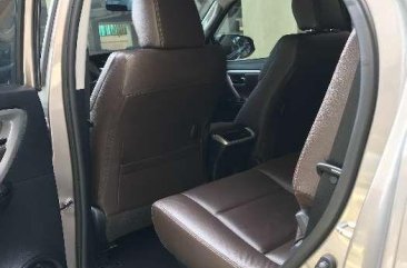 2017 Toyota Fortuner V AT 1st owned casa maintained