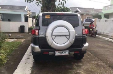 Toyota FJ Cruiser 2017 AT Gray SUV For Sale 