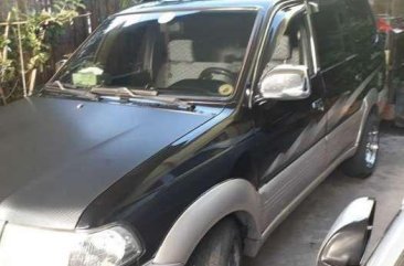 Toyotai Revo 2001 model Manual Black For Sale 