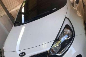 2013 Kia Rio White Hatchback For Sale 