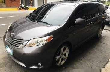 Toyota Sienna 2011 for sale 