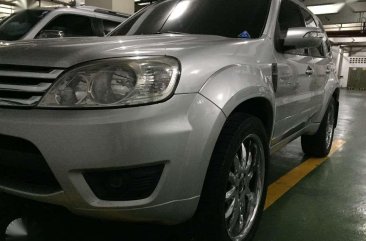 2008 Ford Escape 2.3L 4x2 XLS AT Silver For Sale 