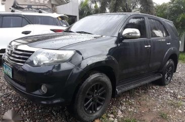 Toyota Fortuner G 2012 Black SUV For Sale 