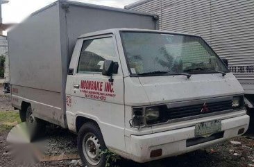 Mitsubishi L300 Close Van 2004 White For Sale 