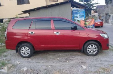 Toyota Innova 2014 Manual E Red SUV For Sale 