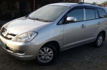 Toyota Innova 2005 MT Dsl Silver For Sale 
