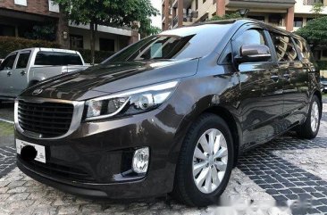 Well-maintained Kia Grand Carnival 2017 for sale