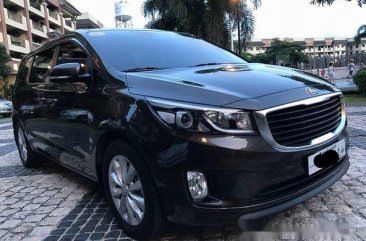 Well-maintained Kia Grand Carnival 2017 for sale