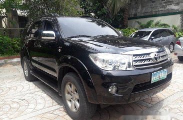 Well-maintained Toyota Fortuner 2011 G AT for sale