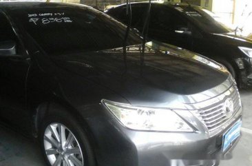 Well-maintained Toyota Camry 2013 for sale