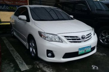 Well-maintained Toyota Corolla Altis 2011 for sale