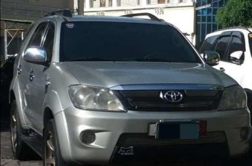 Toyota Fortuner G 2005 AT Silver For Sale 