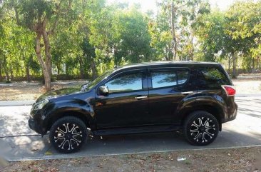 Rush for sale Isuzu Mu-x 2015