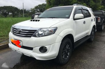 2015 TOYOTA Fortuner 4x2 G Manual F. White