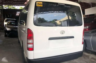 2016 Toyota Hiace Commuter 3.0 Manual Transmission