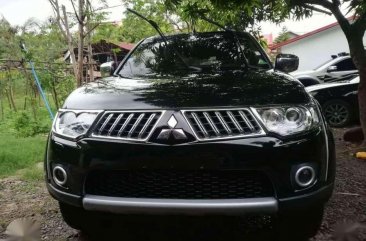 MITSUBISHI Montero 4x4 manual diesel black 2011