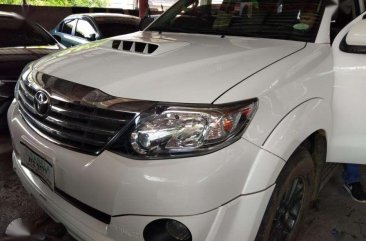 2015 Toyota Fortuner 4x2 G manual WHITE