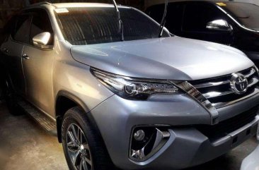 Toyota Fortuner V 2017 Top of the line for sale