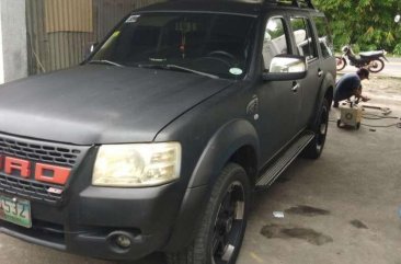 Rush Sale Matt Black Ford Everest 2009 for sale