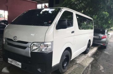 2017 Toyota Hiace Commuter 3.0L Freedom White Manual