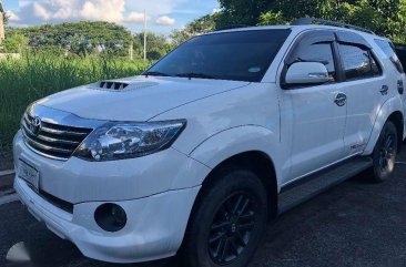 TRD 2015 Toyota Fortuner 2.5 G Manual Freedom White OEM