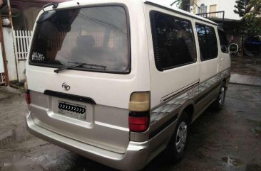 2001 Toyota Hiace manual gasoline For Sale 