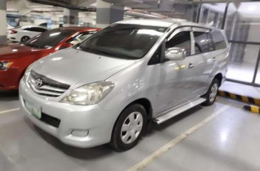 2012 toyota innova j diesel silver for sale 