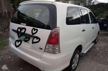 2012 toyota innova j white for sale 